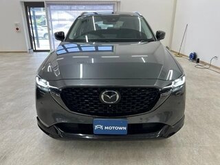 2023 Mazda CX-5 II Рестайлинг, серый, 1930000 рублей, вид 2