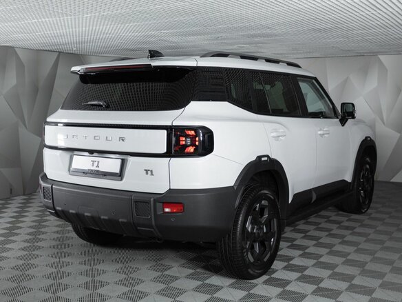 2026 Jetour T1, белый, 4199900 рублей - вид 4