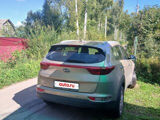 2018 Kia Sportage IV Рестайлинг, коричневый, 1740000 рублей, вид 4