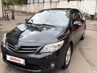 2012 Toyota Corolla X (E140, E150) Рестайлинг, чёрный, 900000 рублей, вид 3