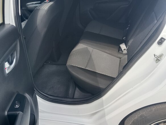 2017 Kia Rio IV, белый, 1490000 рублей - вид 15