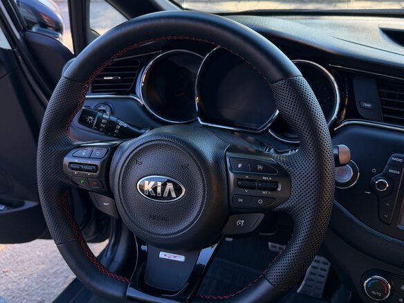 2017 Kia Ceed GT I Рестайлинг, серый, 1290000 рублей - вид 10