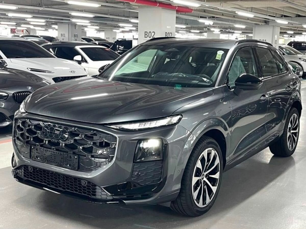 Открыть фотографии: Audi Q3 Sportback III (FJ)