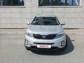 2013 Kia Sorento II Рестайлинг, серебристый, 1500000 рублей, вид 1