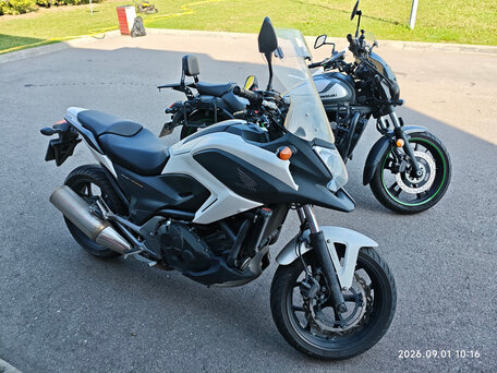 2014 Honda NC 750X, белый, 500000 рублей, вид 2