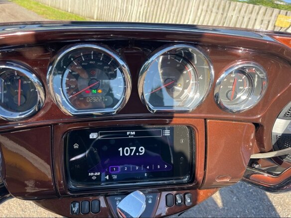 2019 Harley-Davidson CVO Street Glide, коричневый, 1947000 рублей - вид 10