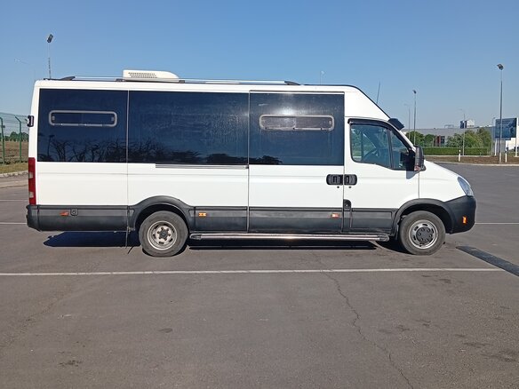 2007 Iveco Daily, белый, 1500000 рублей - вид 2