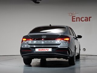 2023 Hyundai Avante VII Рестайлинг, серый, 1586040 рублей, вид 4