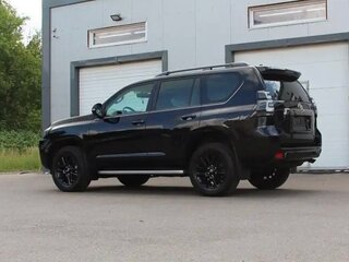 2020 Toyota Land Cruiser Prado 150 Series Рестайлинг 3, чёрный, 8500000 рублей, вид 4
