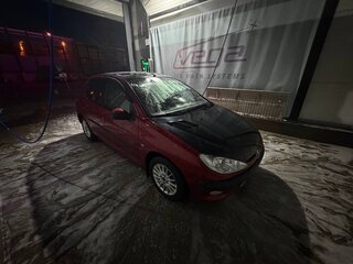 2000 Peugeot 206, красный, 150000 рублей, вид 2