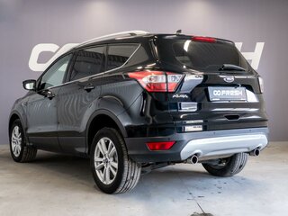 2018 Ford Kuga II Рестайлинг, чёрный, 1650000 рублей, вид 2