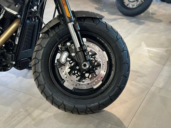 2023 Harley-Davidson Fat Bob, чёрный, 3300000 рублей - вид 13