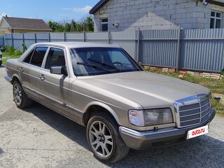 1984 Mercedes-Benz S-Класс 300 II (W126), серебристый, 425000 рублей, вид 1