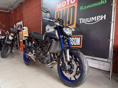 2016 Yamaha MT-09 (FZ-09), серый, 760000 рублей, вид 1