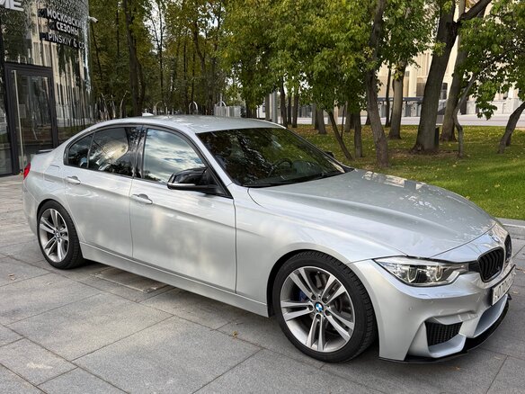 2016 BMW 3 серии 330i VI (F3x) Рестайлинг, серебристый