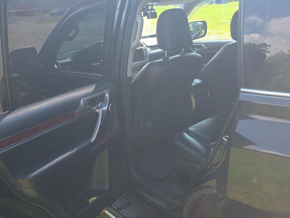 2010 Lexus GX 460 II, чёрный, 2800000 рублей - вид 12