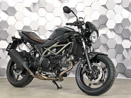 2022 Suzuki SV 650, чёрный, 645000 рублей, вид 1