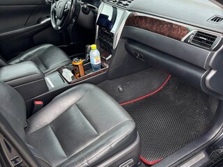 2015 Toyota Camry VII (XV50) Рестайлинг, чёрный, 1600000 рублей, вид 5
