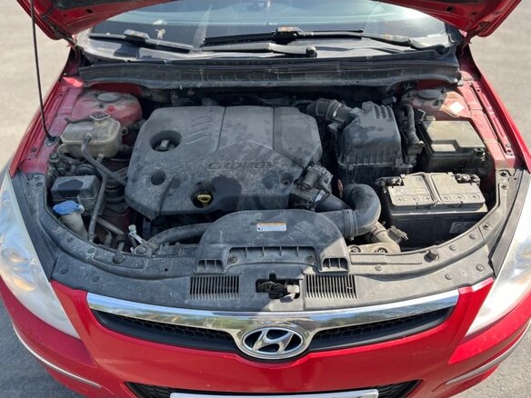 2008 Hyundai i30 I, красный, 530000 рублей - вид 10