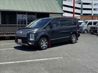 2022 Mitsubishi Delica D:5 I Рестайлинг, чёрный, 2500001 рублей, вид 1
