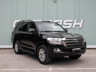 2015 Toyota Land Cruiser 200 Series Рестайлинг 2, чёрный, 4999000 рублей, вид 1