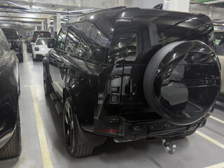 2026 Land Rover Defender 110 II, чёрный, 16990000 рублей, вид 2