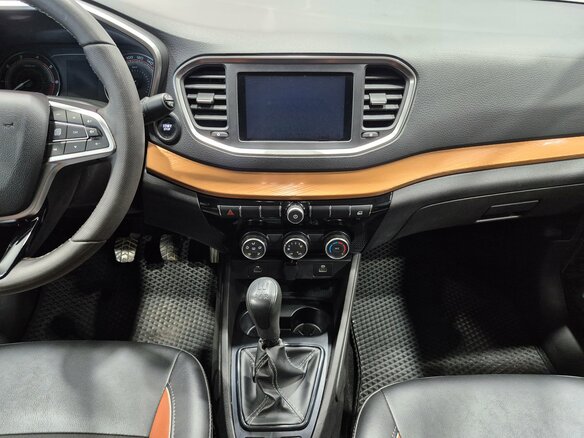 2023 Lada (ВАЗ) Vesta Cross I Рестайлинг (NG), белый - вид 13