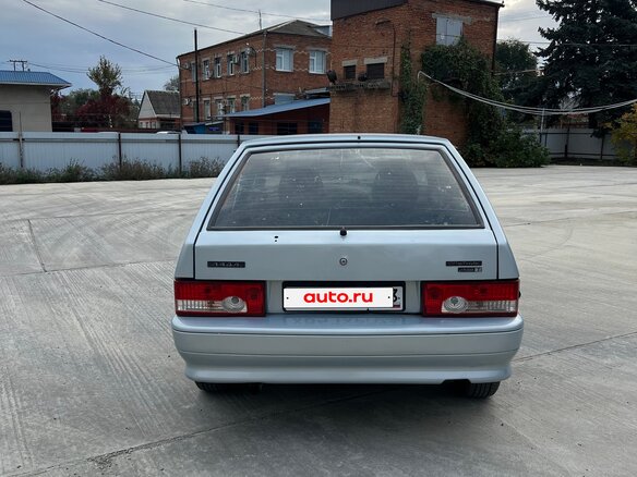 2004 Lada (ВАЗ) 2114, серебристый, 200000 рублей - вид 2