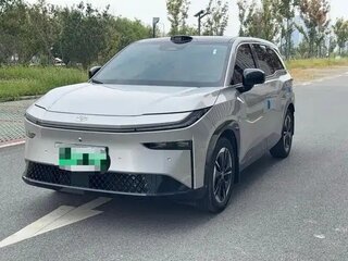 2025 Toyota bZ3X 58.3 kWh, серый, 2580500 рублей, вид 1