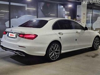 2022 Mercedes-Benz E-Класс 220 d V (W213, S213, C238) Рестайлинг, белый, 5220000 рублей, вид 3