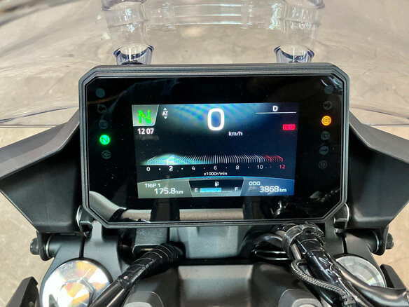 2025 Yamaha MT-07 (FZ-07), чёрный, 1020000 рублей - вид 3