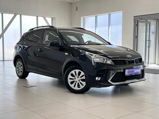 2021 Kia Rio X IV Рестайлинг, чёрный, 1500000 рублей, вид 3