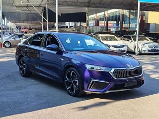 2023 Skoda Octavia IV (A8), синий, 1640000 рублей, вид 3