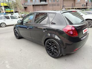 2008 Kia Ceed I, чёрный, 780000 рублей, вид 4