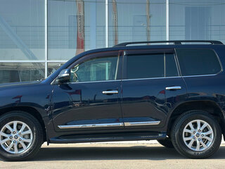 2016 Toyota Land Cruiser 200 Series Рестайлинг 2, синий, 5825000 рублей, вид 2