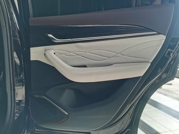 2023 Geely Monjaro (Xingyue L) I, чёрный, 3450000 рублей - вид 35