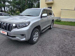 2020 Toyota Land Cruiser Prado 150 Series Рестайлинг 2, серый, 6000000 рублей, вид 1