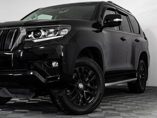 2021 Toyota Land Cruiser Prado 150 Series Рестайлинг 3, чёрный, 6499000 рублей, вид 2