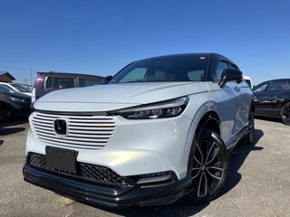 2022 Honda Vezel II, белый, 1750001 рублей, вид 3