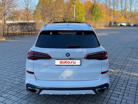 2019 BMW X5 30d IV (G05/G18), белый, 5680000 рублей, вид 3