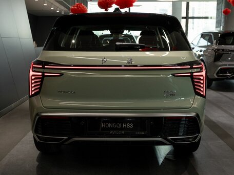 2025 Hongqi HS3, зелёный, 3338630 рублей, вид 2