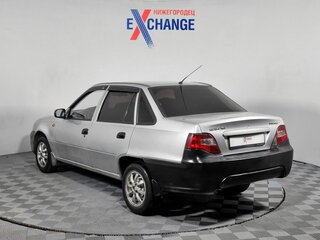 2010 Daewoo Nexia I Рестайлинг, серебристый, 136000 рублей, вид 4