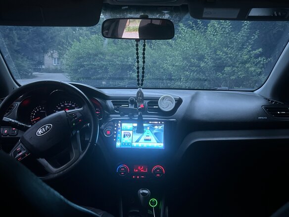 2012 Kia Rio 4-speed III, красный, 625000 рублей - вид 10