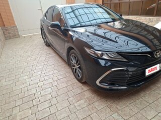 2023 Toyota Camry US Market VIII (XV70) Рестайлинг, чёрный, 3250000 рублей, вид 4