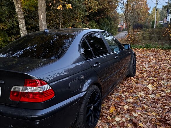 2002 BMW 3 серии 330xi IV (E46) Рестайлинг, серый, 1000000 рублей - вид 2