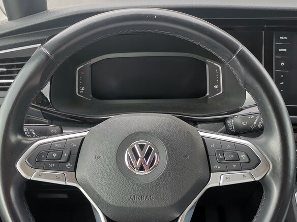 2019 Volkswagen Multivan T6 Рестайлинг, красный, 5250000 рублей - вид 18