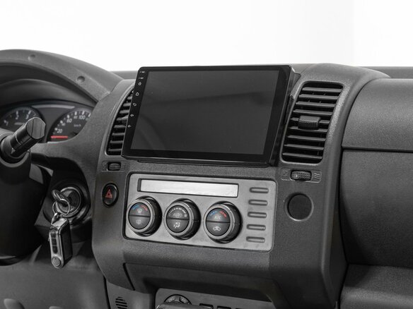 2007 Nissan Navara (Frontier) III (D40), чёрный - вид 8