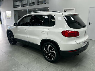 2012 Volkswagen Tiguan I Рестайлинг, белый, 899000 рублей, вид 4