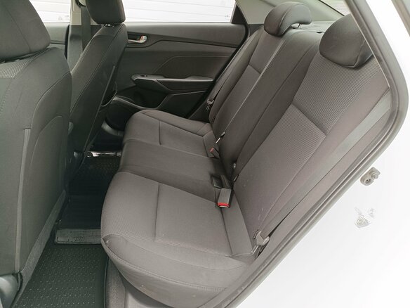 2018 Hyundai Solaris II, белый - вид 11