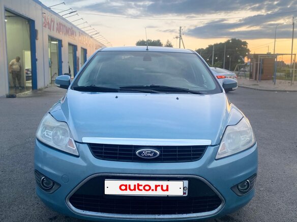 2008 Ford Focus II Рестайлинг, серый, 500000 рублей - вид 1